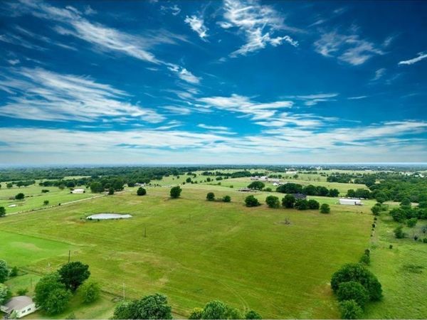 9 E 420 Road , Oologah, OK 74053