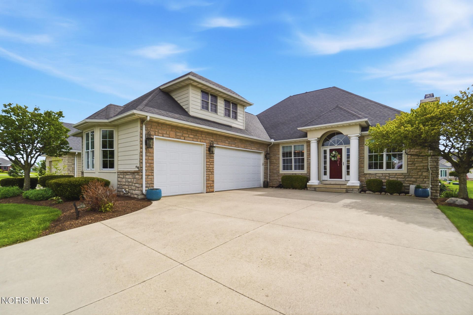 7207 Ashbury Lane , Findlay, OH 45840 Main Photo