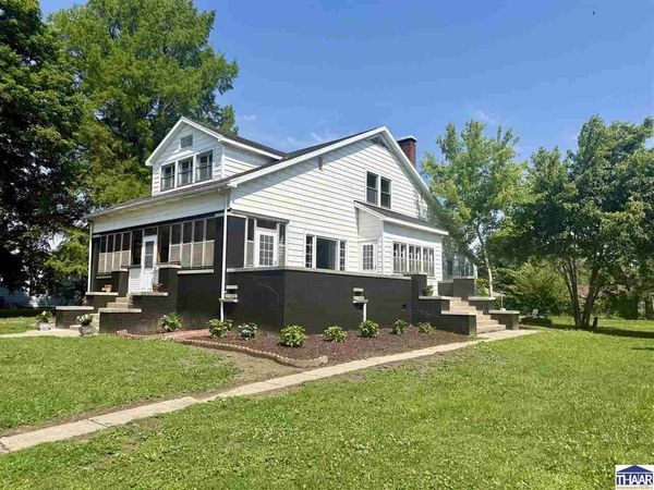 318 W Jefferson St, Shelburn, IN 47879