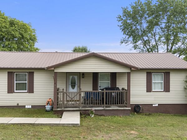 421 Shady Grove Rd , Flintville, TN 37335