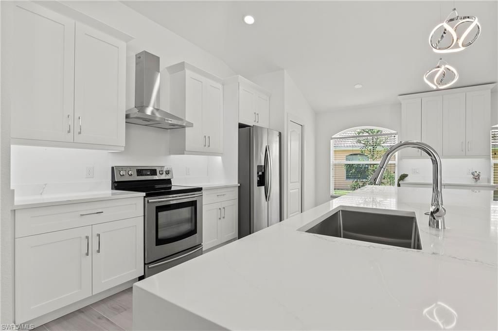 2050 Terrazzo Ln, Naples, FL 34104 Photo