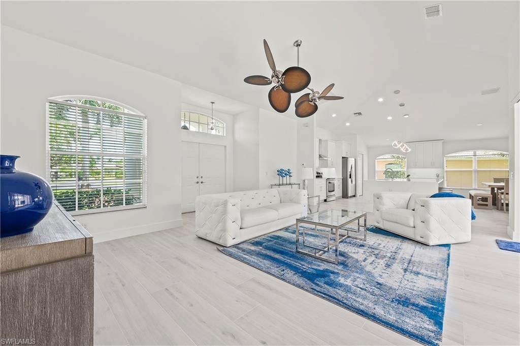 2050 Terrazzo Ln, Naples, FL 34104 Photo