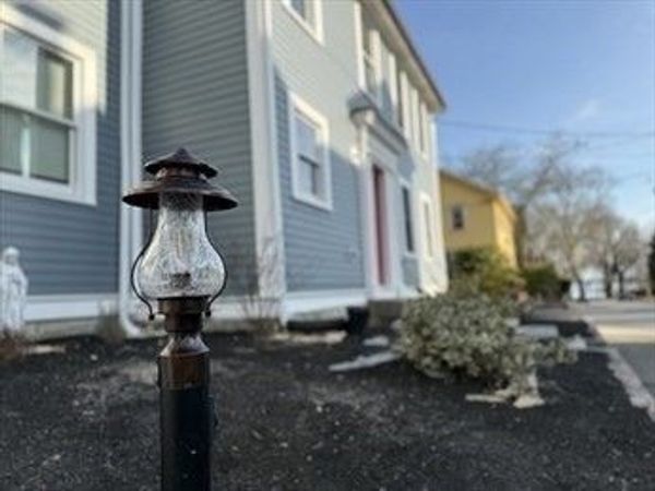 15 Cherry St, Unit A, Fairhaven, MA 02721