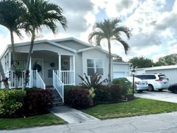 4463 Edwina Lane, Unit 484, Lake Worth, FL 33463