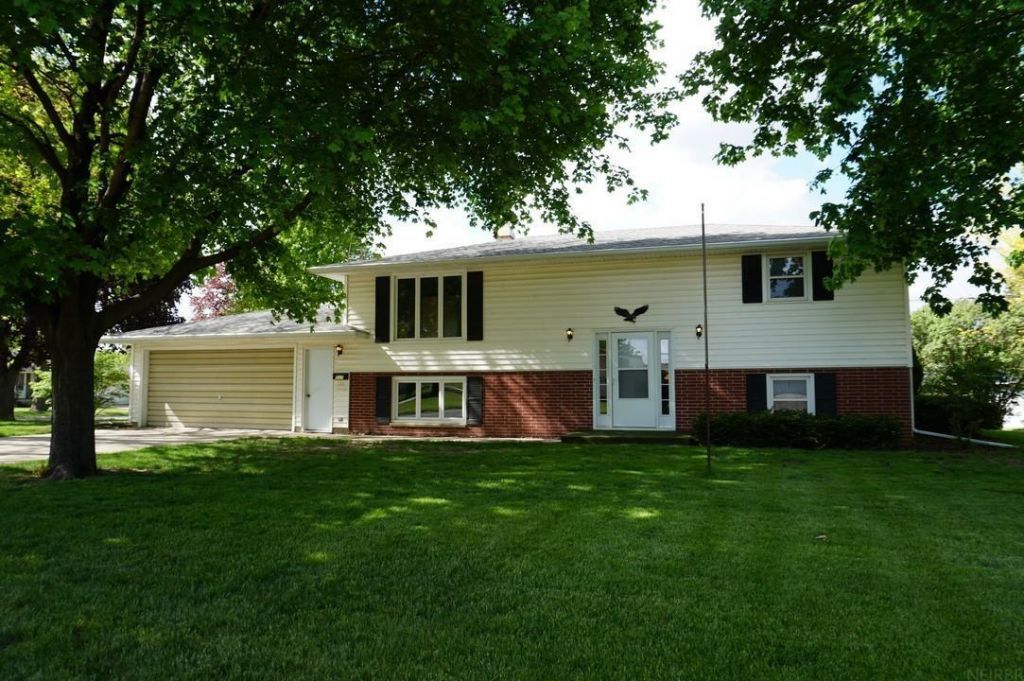 507 9th Street, Charles City, IA 50616 Main Photo