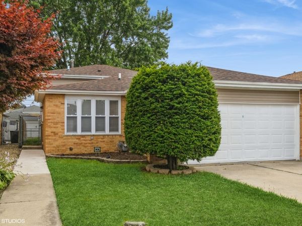 1119 Harding Avenue , Calumet City, IL 60409