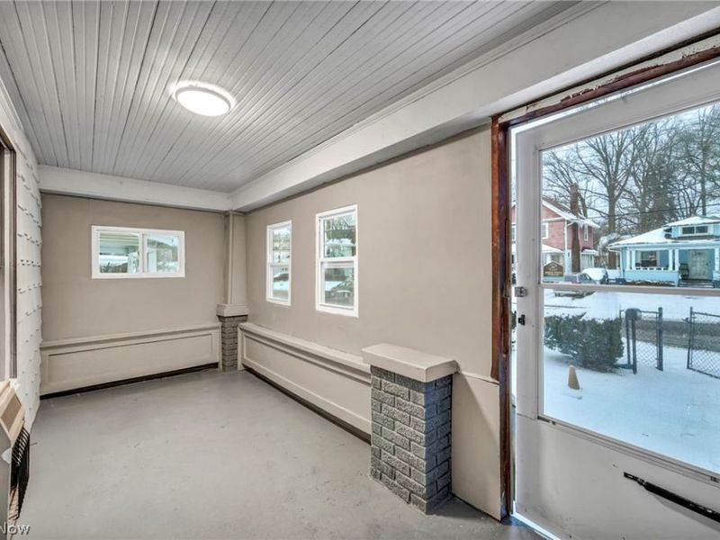960 Whittier Avenue, Akron, OH 44320 Photo 3