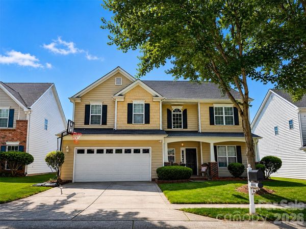 9806 Back Acre Drive, Charlotte, NC 28213