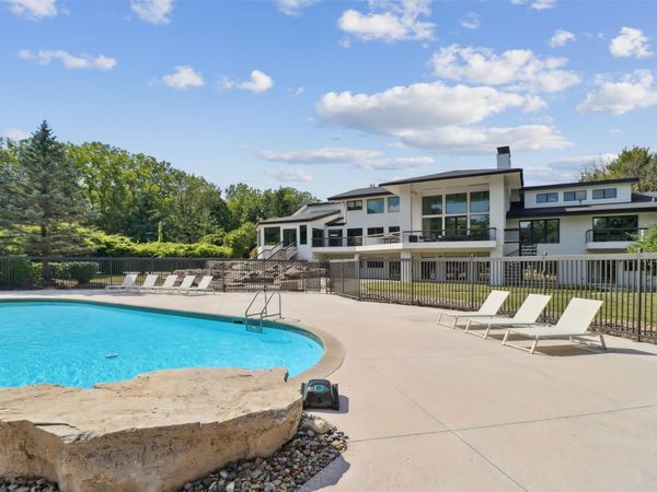 3700 Hidden Creek Drive, West Des Moines, IA 50265