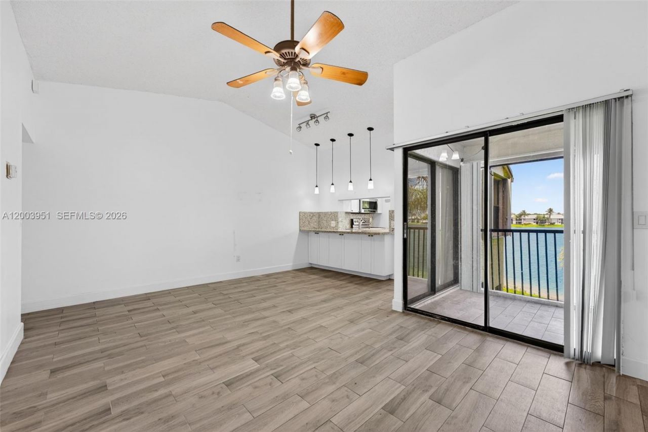 889 Hamilton Dr , Unit 889D, Homestead, FL 33034 Photo