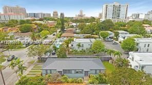3581 SW 17th St , Unit front, Miami, FL 33145 Photo