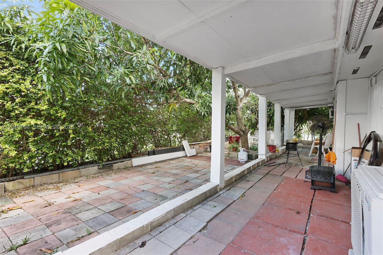 Please Call For Address, Miami, FL 33126 Photo