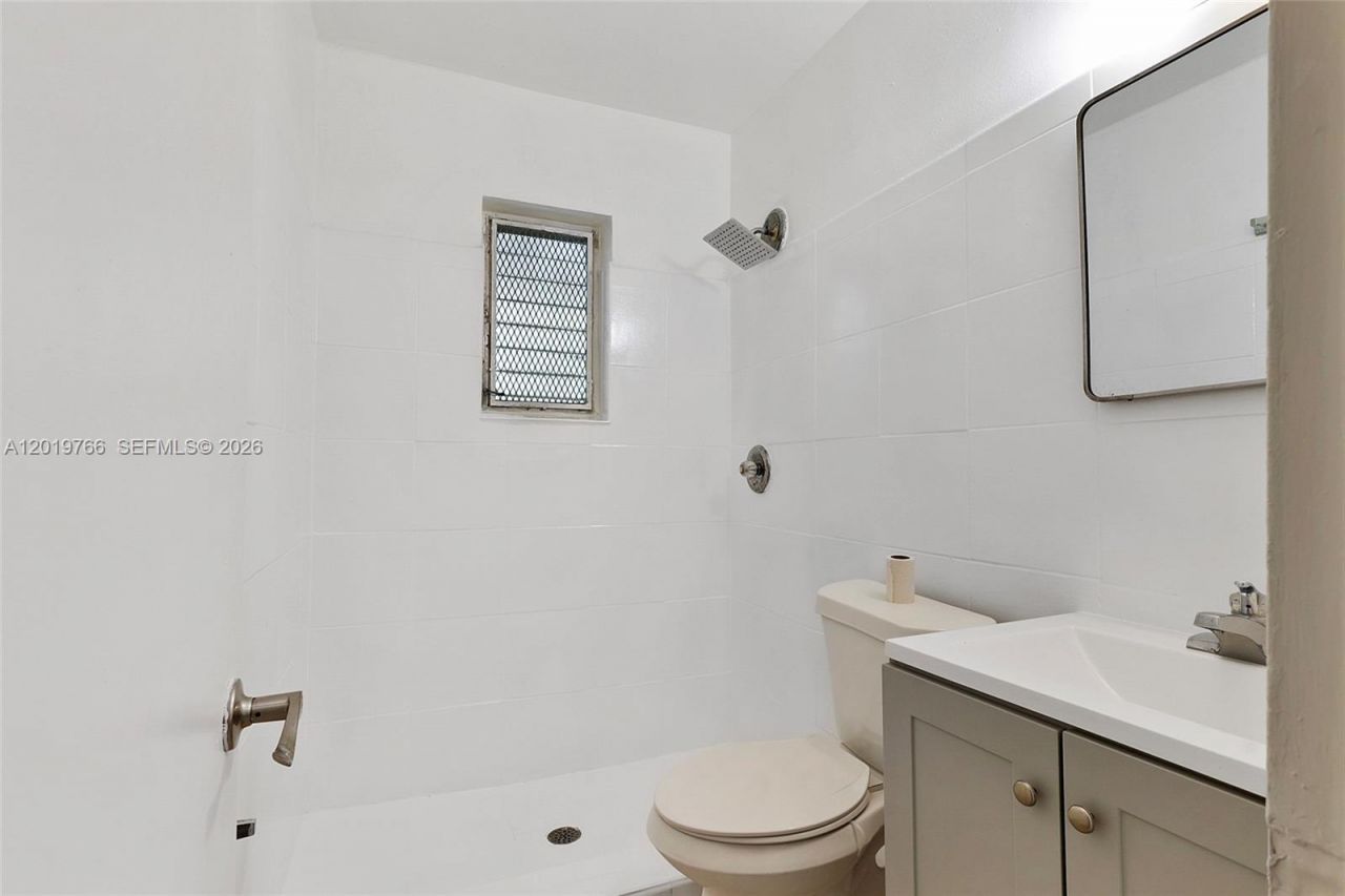 Please Call For Address, Miami, FL 33126 Photo