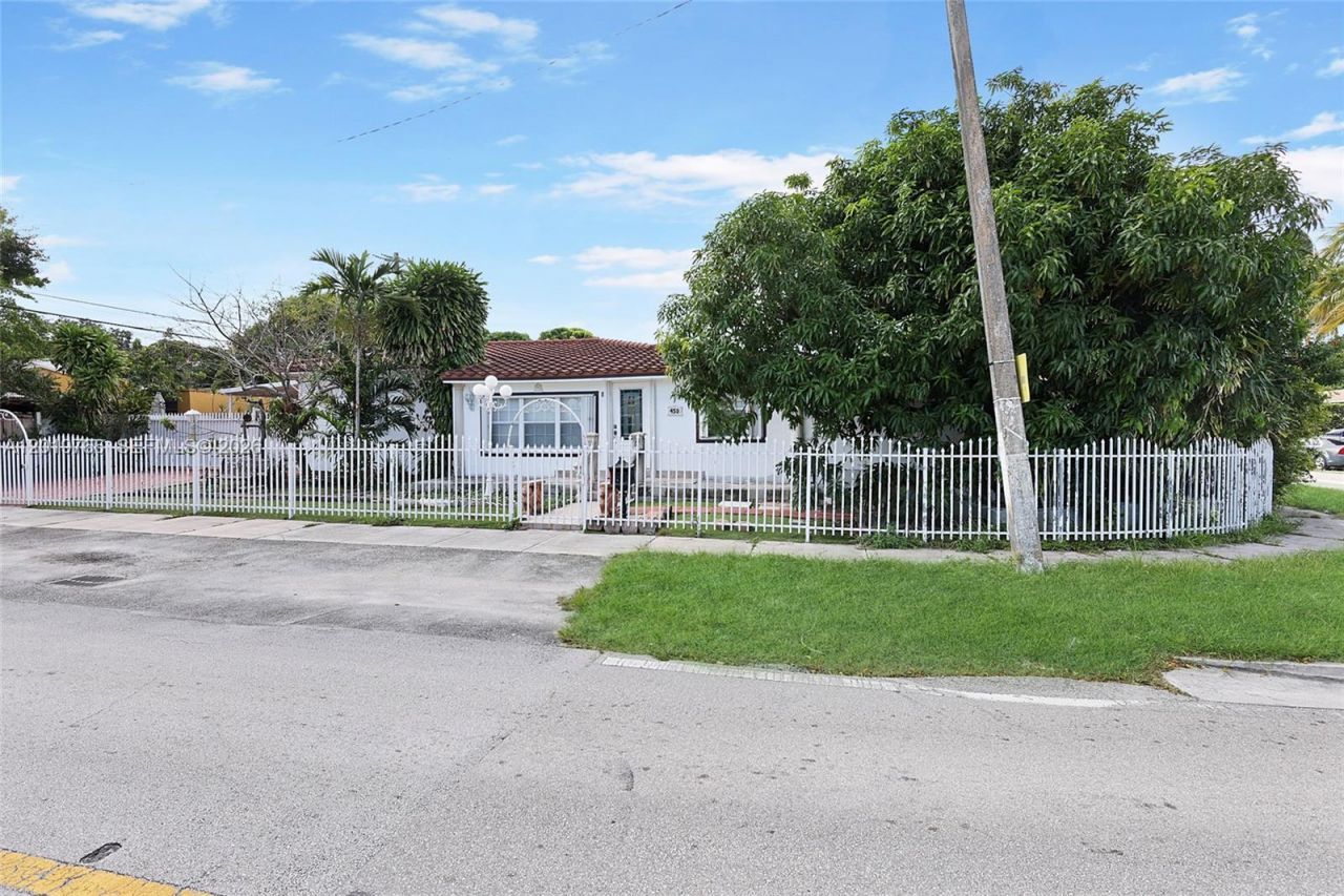 Please Call For Address, Miami, FL 33126 Photo