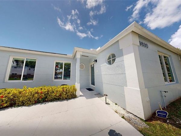 9830 SW 222nd St , Cutler Bay, FL 33190