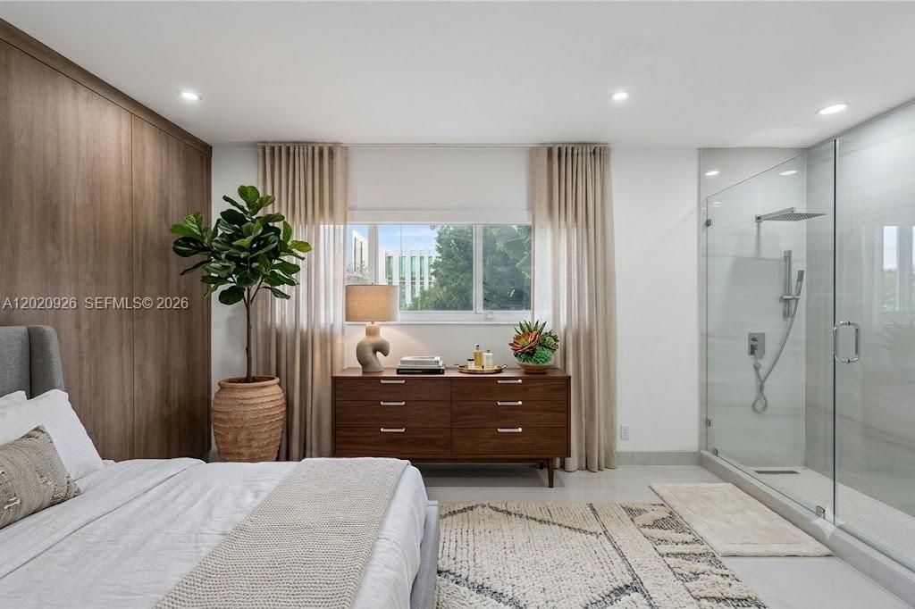 1101 S Shore Dr, Unit 1, Miami Beach, FL 33141 Photo