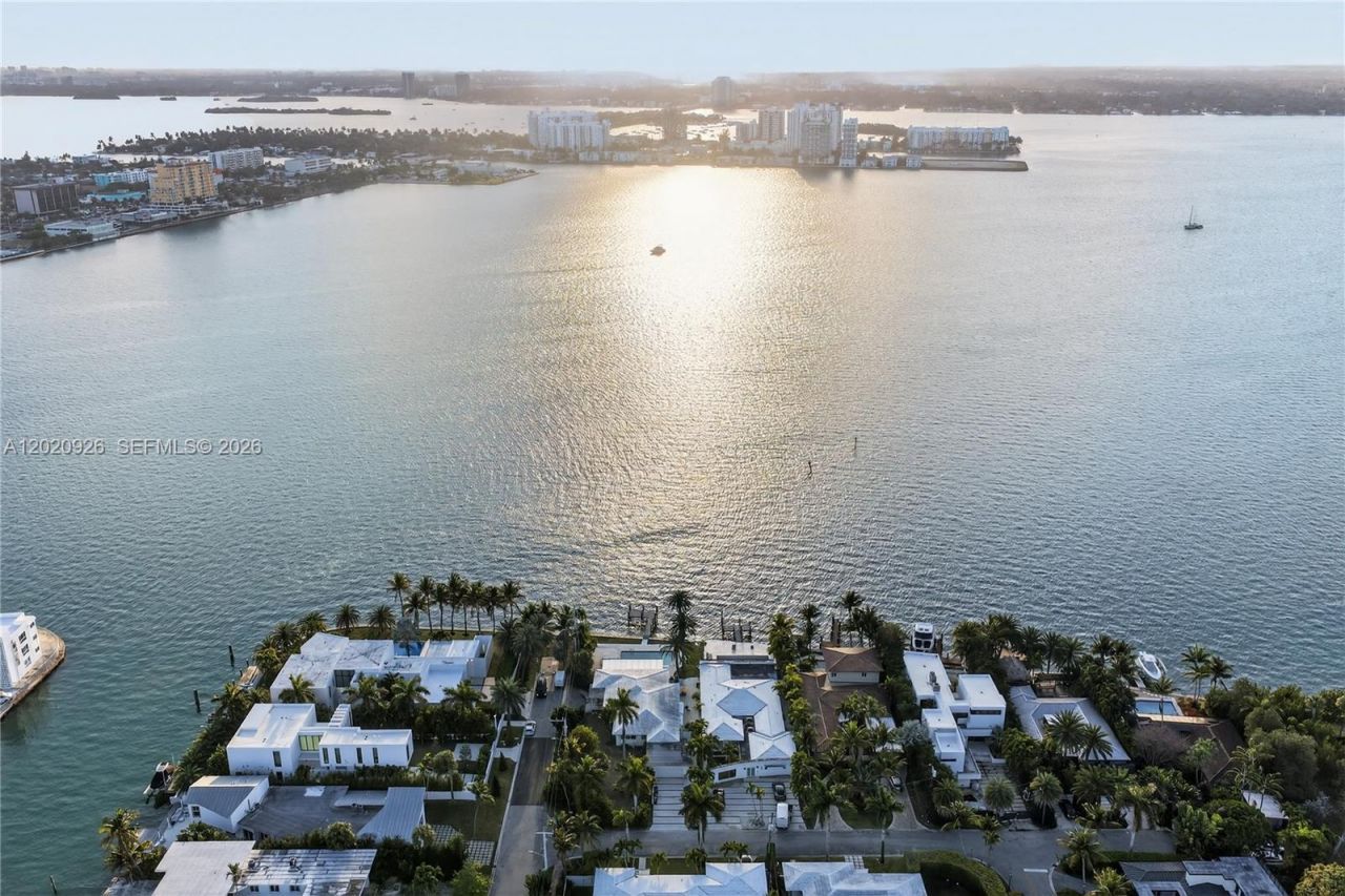 1101 S Shore Dr, Unit 1, Miami Beach, FL 33141 Photo