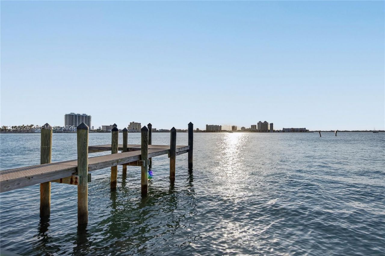 1101 S Shore Dr, Unit 1, Miami Beach, FL 33141 Photo