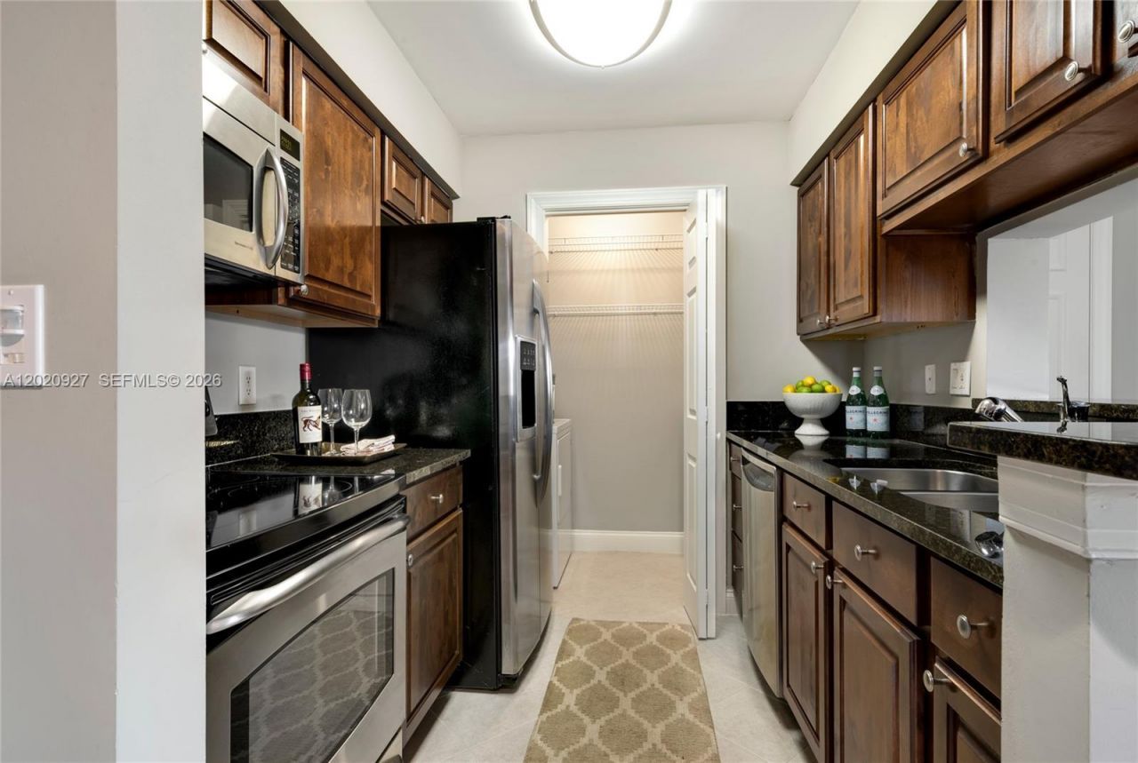 6503 N Military Trl, Unit Valencia, Boca Raton, FL 33496 Photo