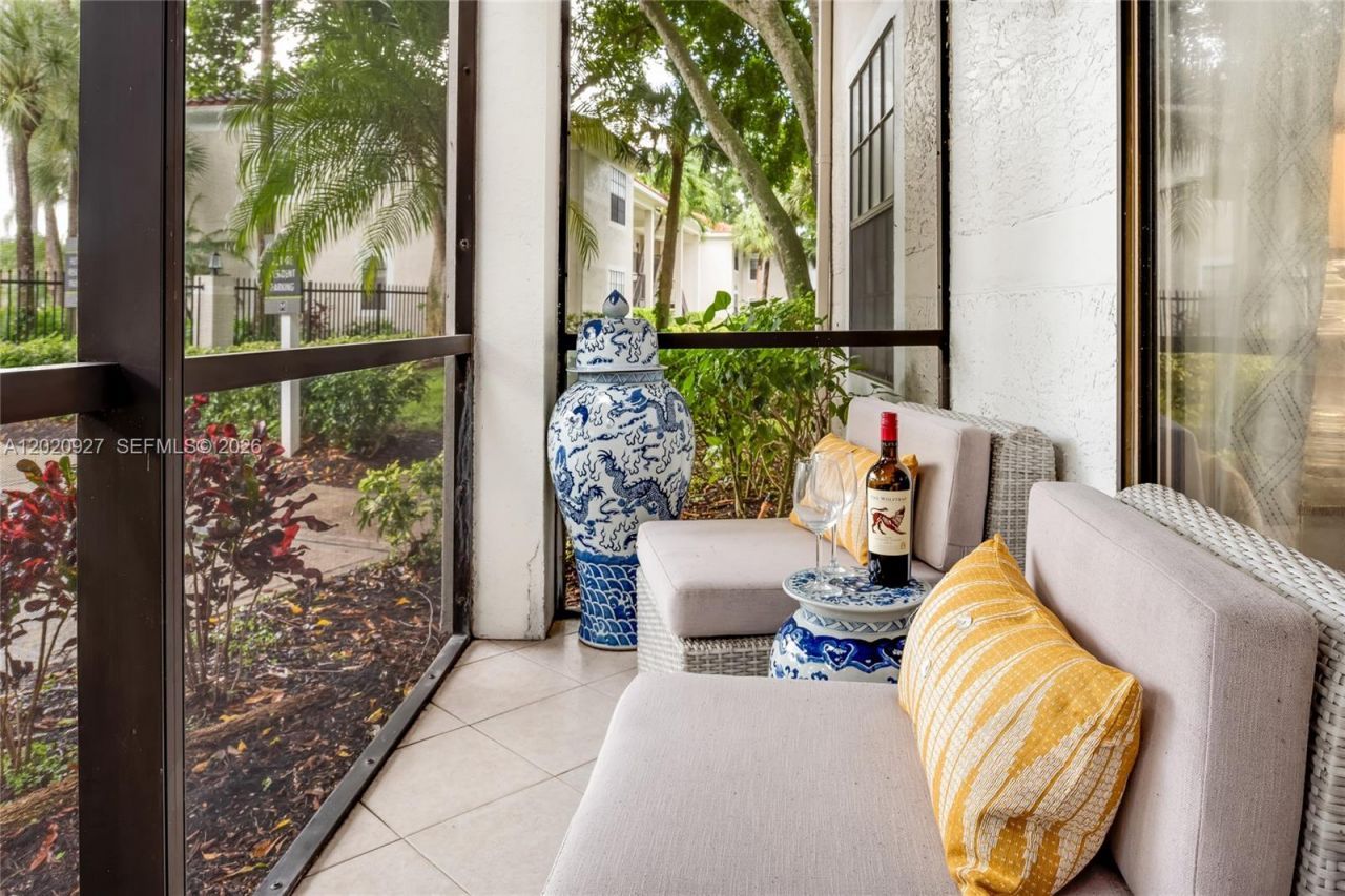 6503 N Military Trl, Unit Valencia, Boca Raton, FL 33496 Photo