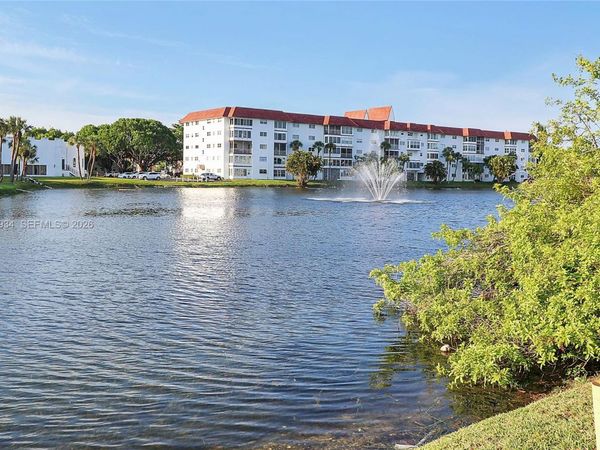 4851 NW 21st St , Unit 107, Lauderhill, FL 33313