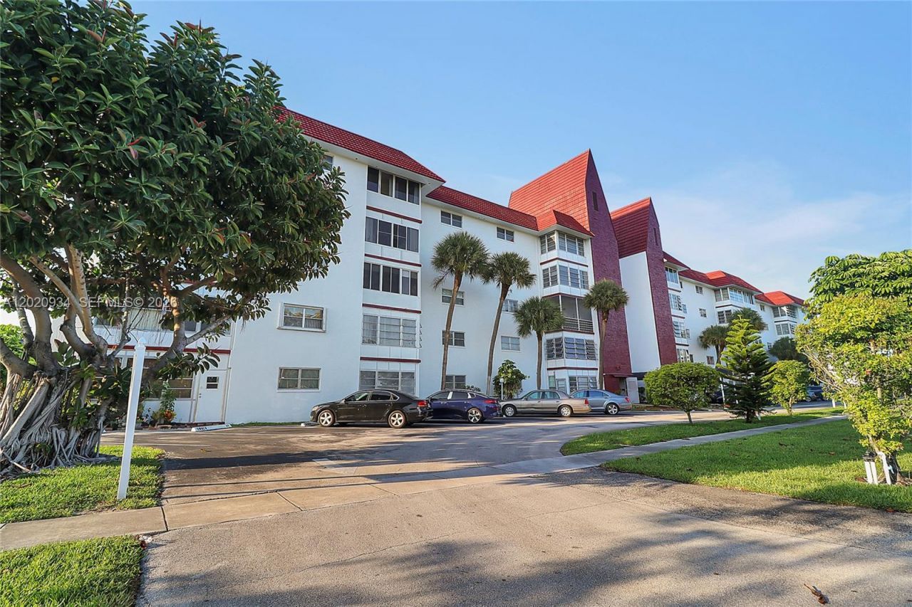 4851 NW 21st St, Unit 107, Lauderhill, FL 33313 Photo