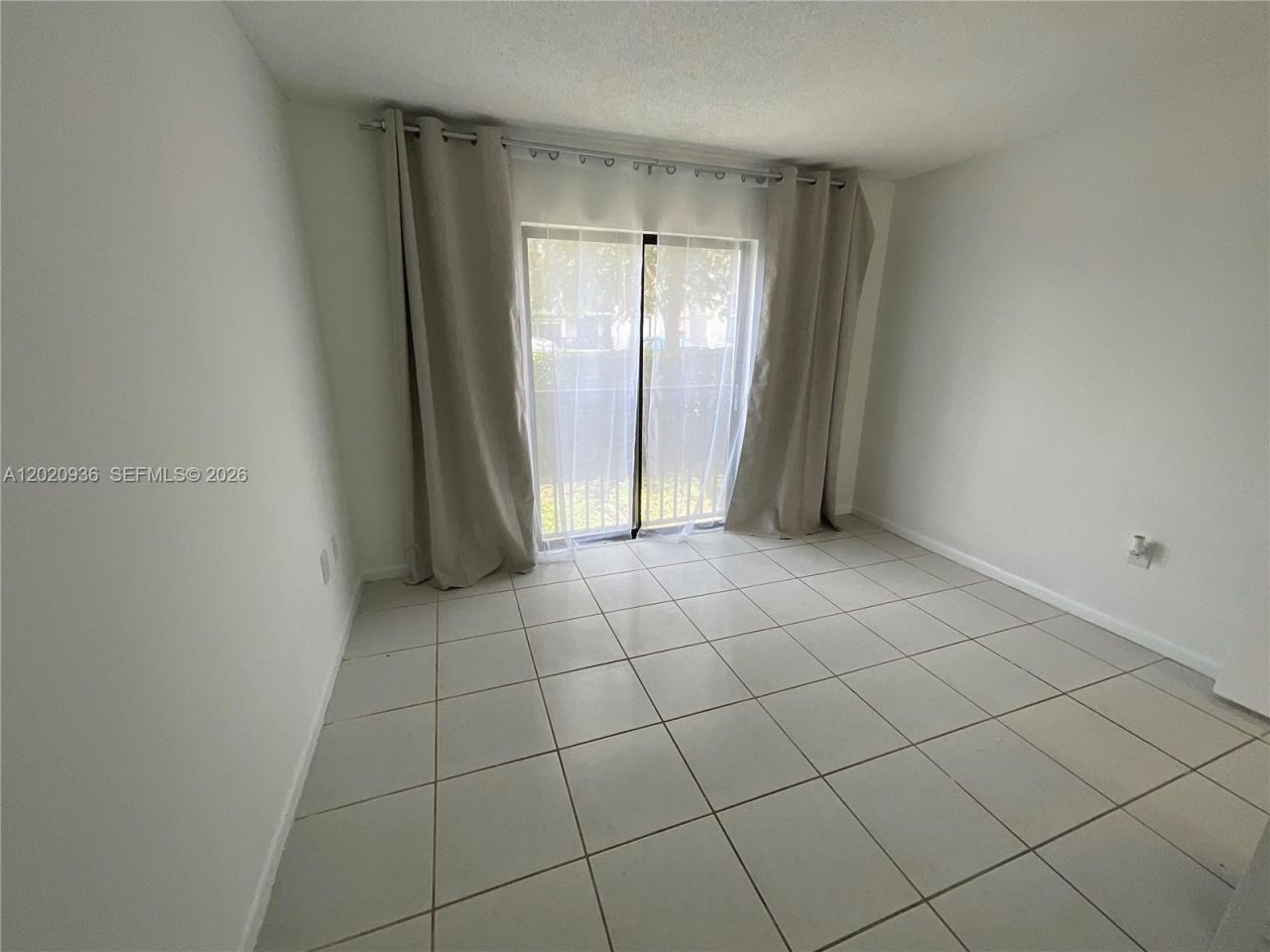 13045 SW 68th St, Unit 102, Miami, FL 33183 Photo