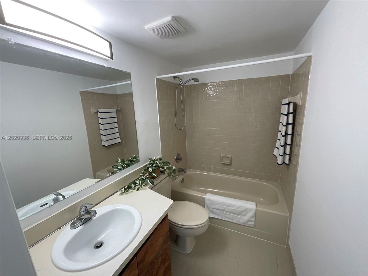13045 SW 68th St, Unit 102, Miami, FL 33183 Photo
