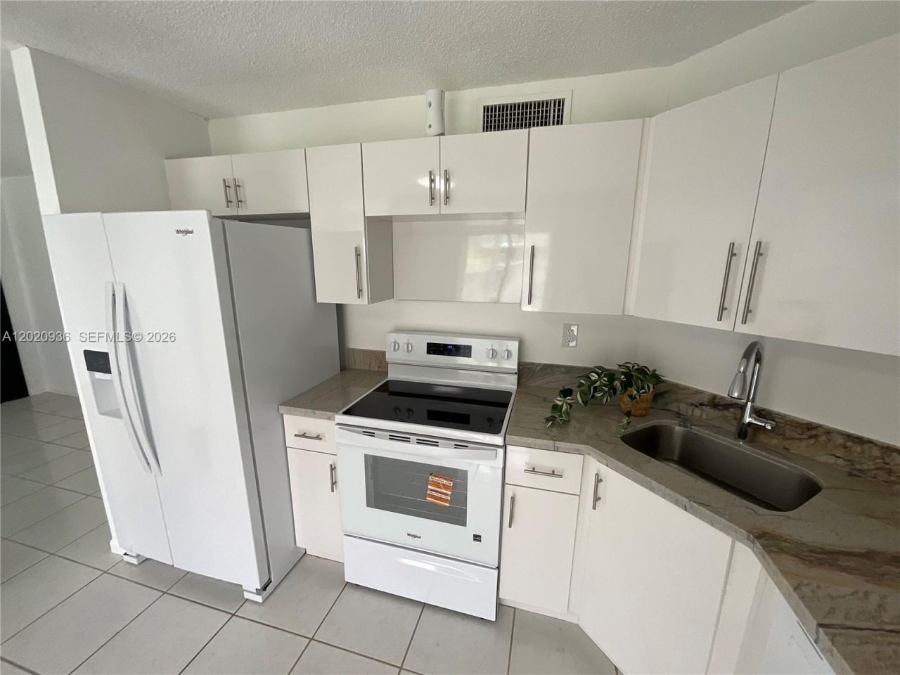 13045 SW 68th St, Unit 102, Miami, FL 33183 Photo