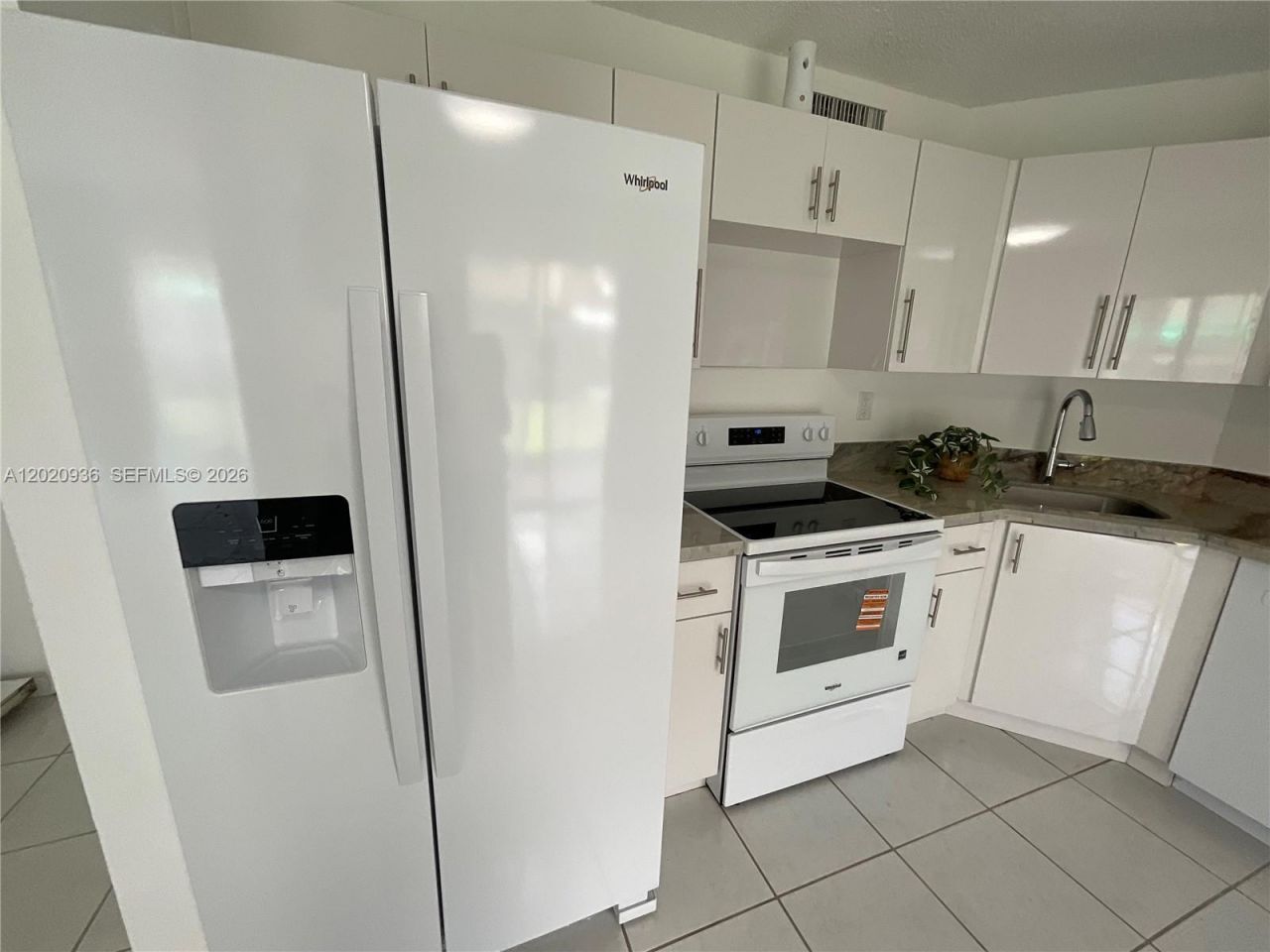 13045 SW 68th St, Unit 102, Miami, FL 33183 Photo