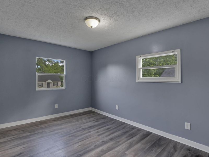 588 S Waverly Street , Columbus, OH 43213 Photo 11