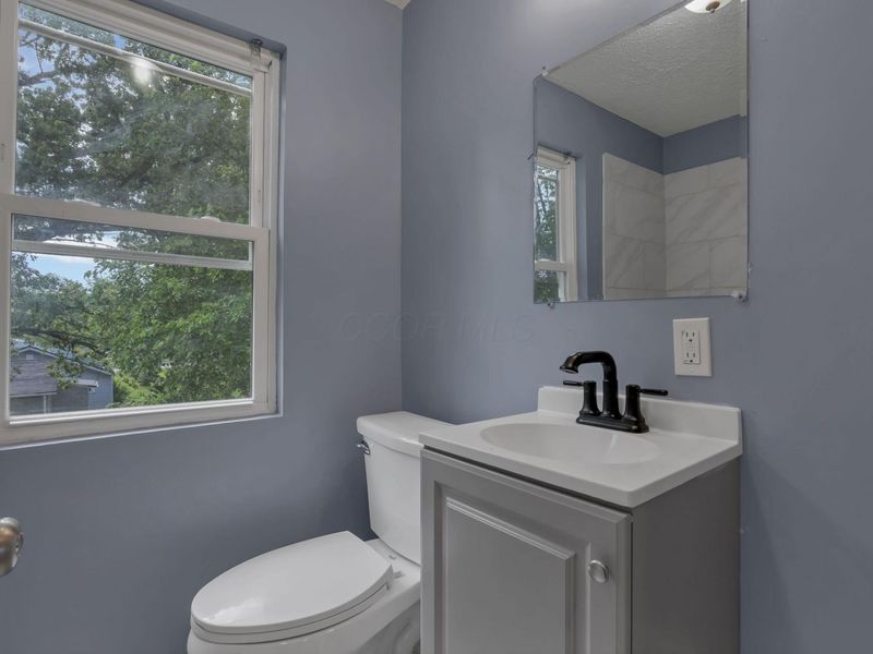 588 S Waverly Street , Columbus, OH 43213 Photo 14