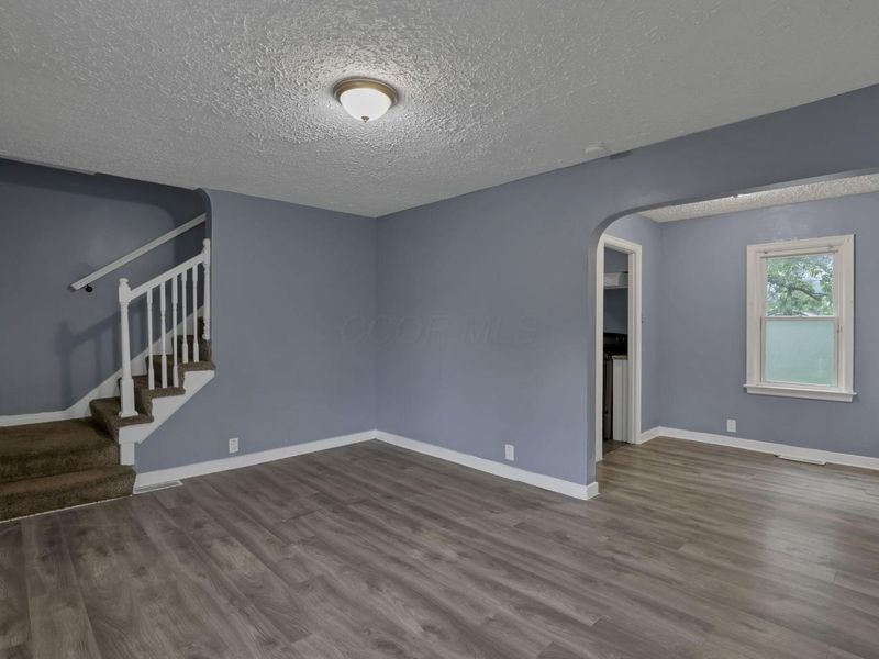 588 S Waverly Street , Columbus, OH 43213 Photo 3