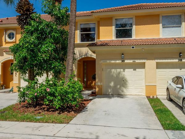 213 River Bluff Lane, Royal Palm Beach, FL 33411