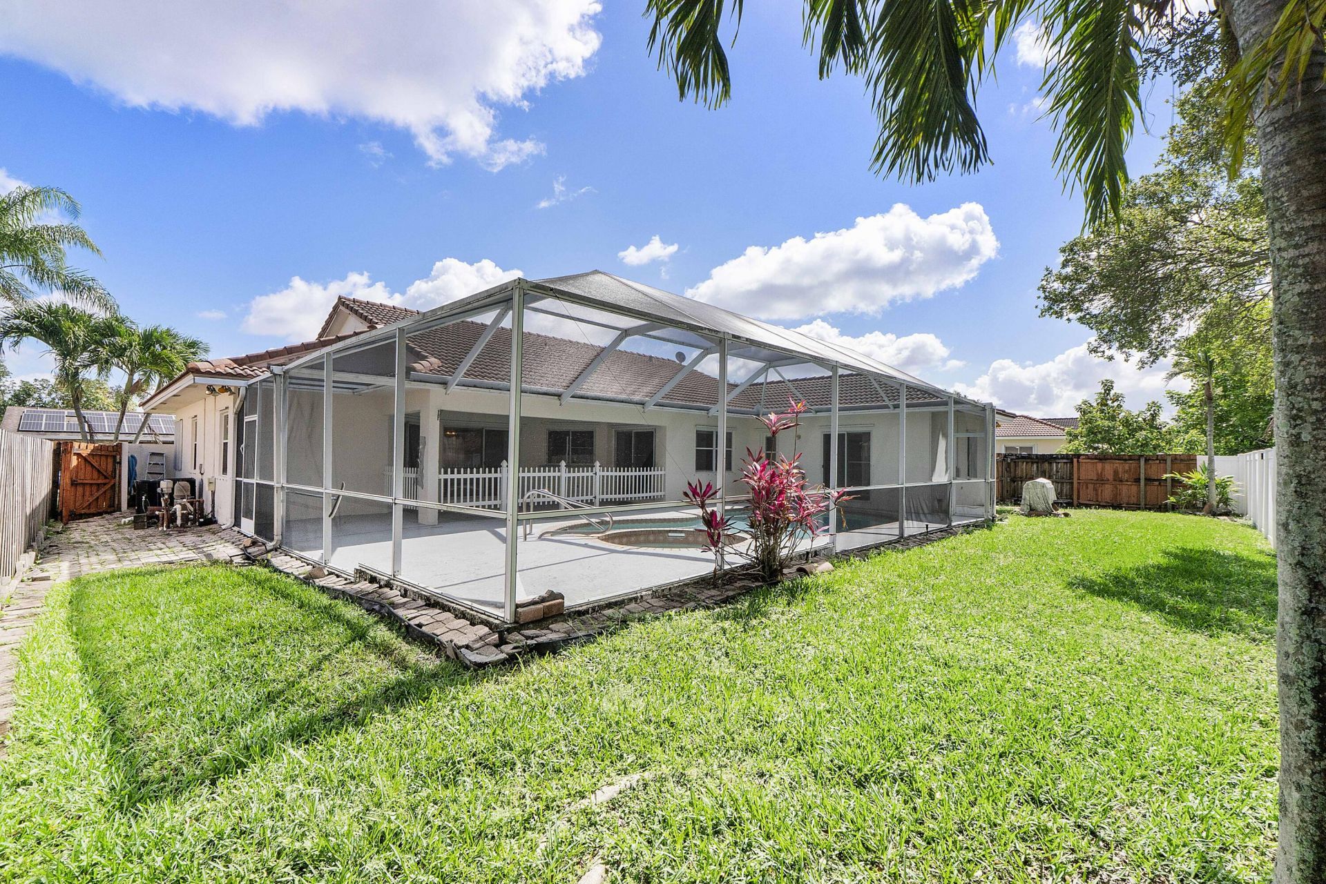 7484 NW 21st Street, Margate, FL 33063 Photo