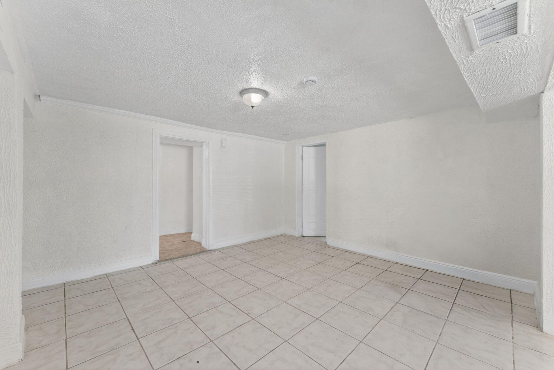 2917 NW 7th Court, Unit 2917, Fort Lauderdale, FL 33311 Photo