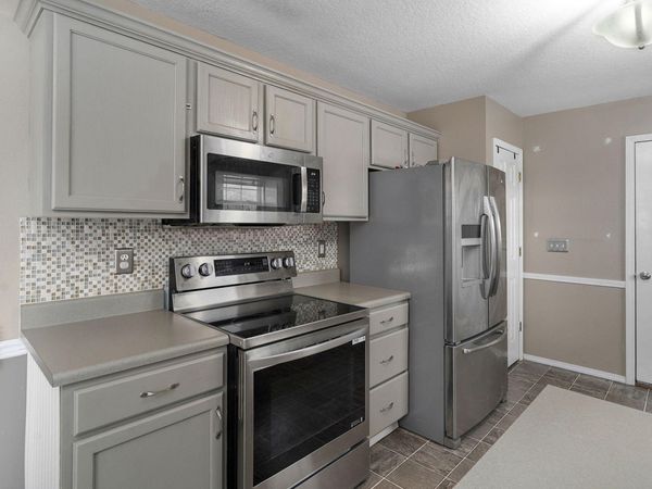 812 Timberland Circle, Mt Vernon, MO 65712