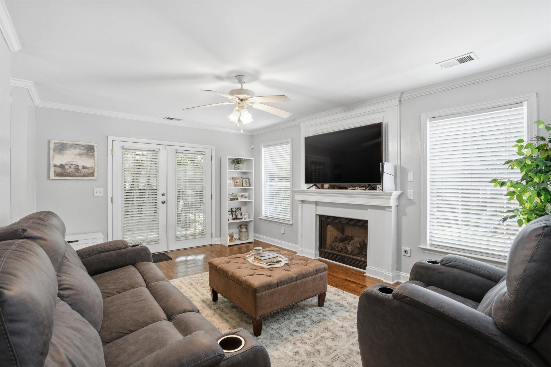 2916 Shadow Lane Photo 16