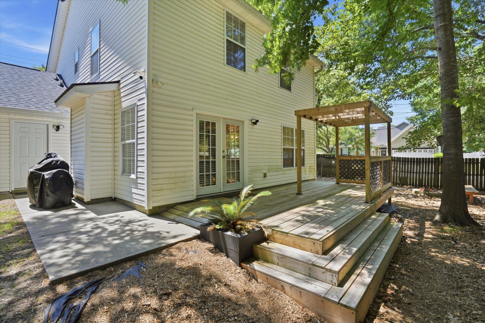 2916 Shadow Lane Photo 30