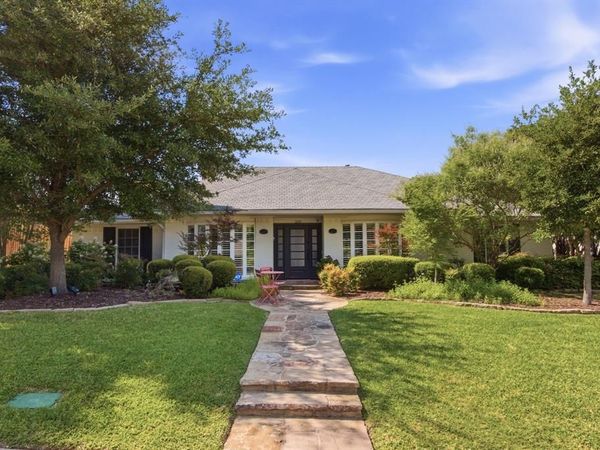209 Fall Creek Drive, Richardson, TX 75080