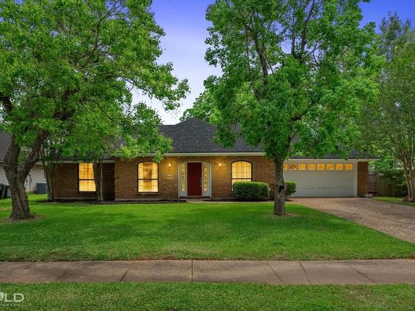 532 Northpark Drive , Bossier City, LA 71111