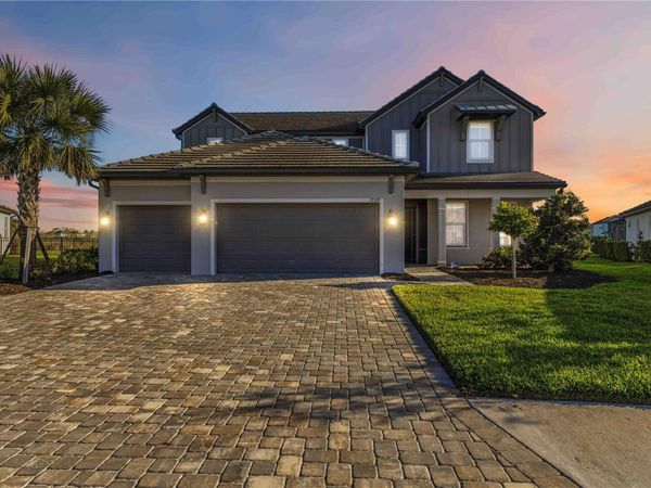 17109 SWEETWATER VILLAGE DRIVE , LAKEWOOD RANCH, FL 34211