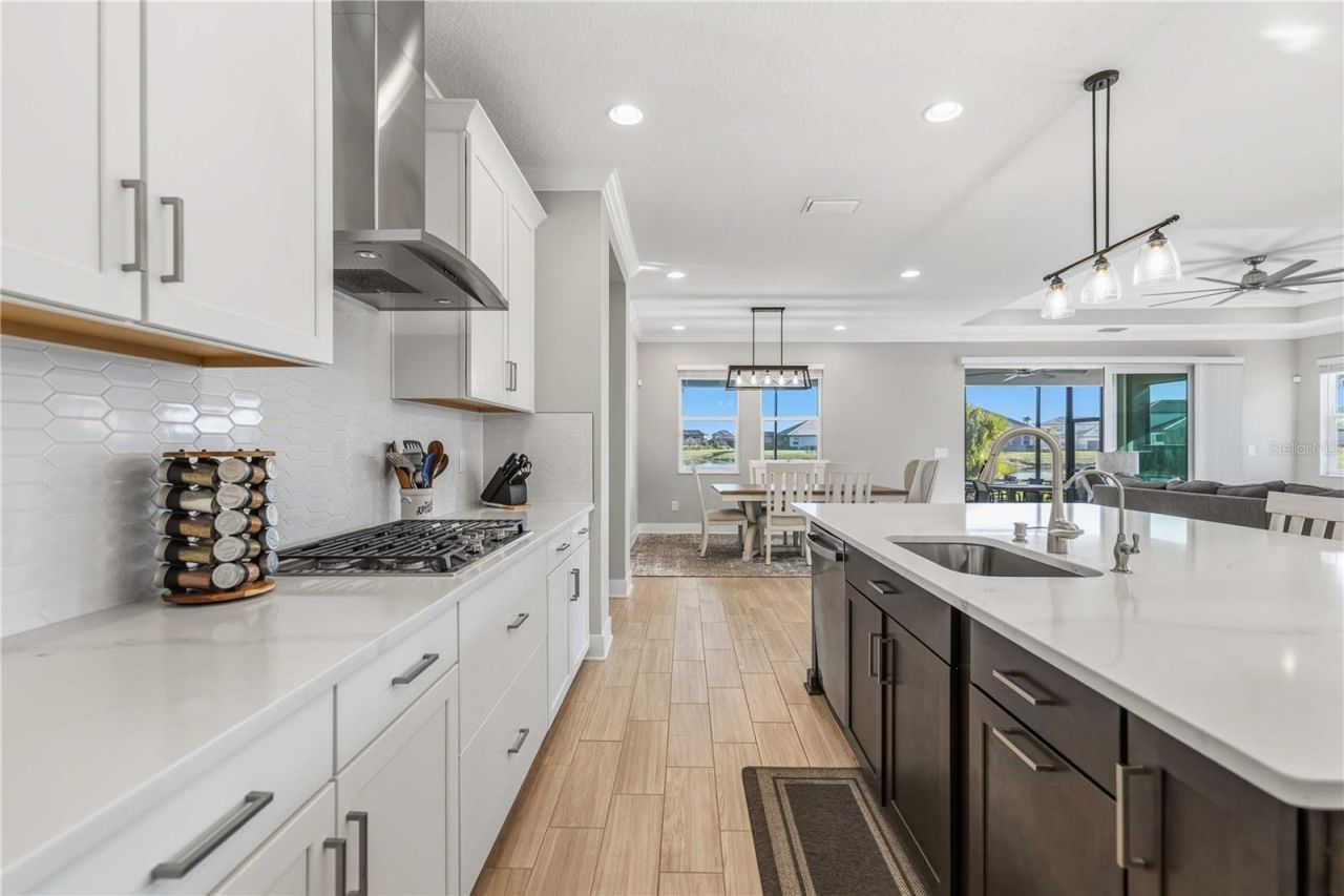 17109 Sweetwater Village Drive , Lakewood Ranch, FL 34211 Photo