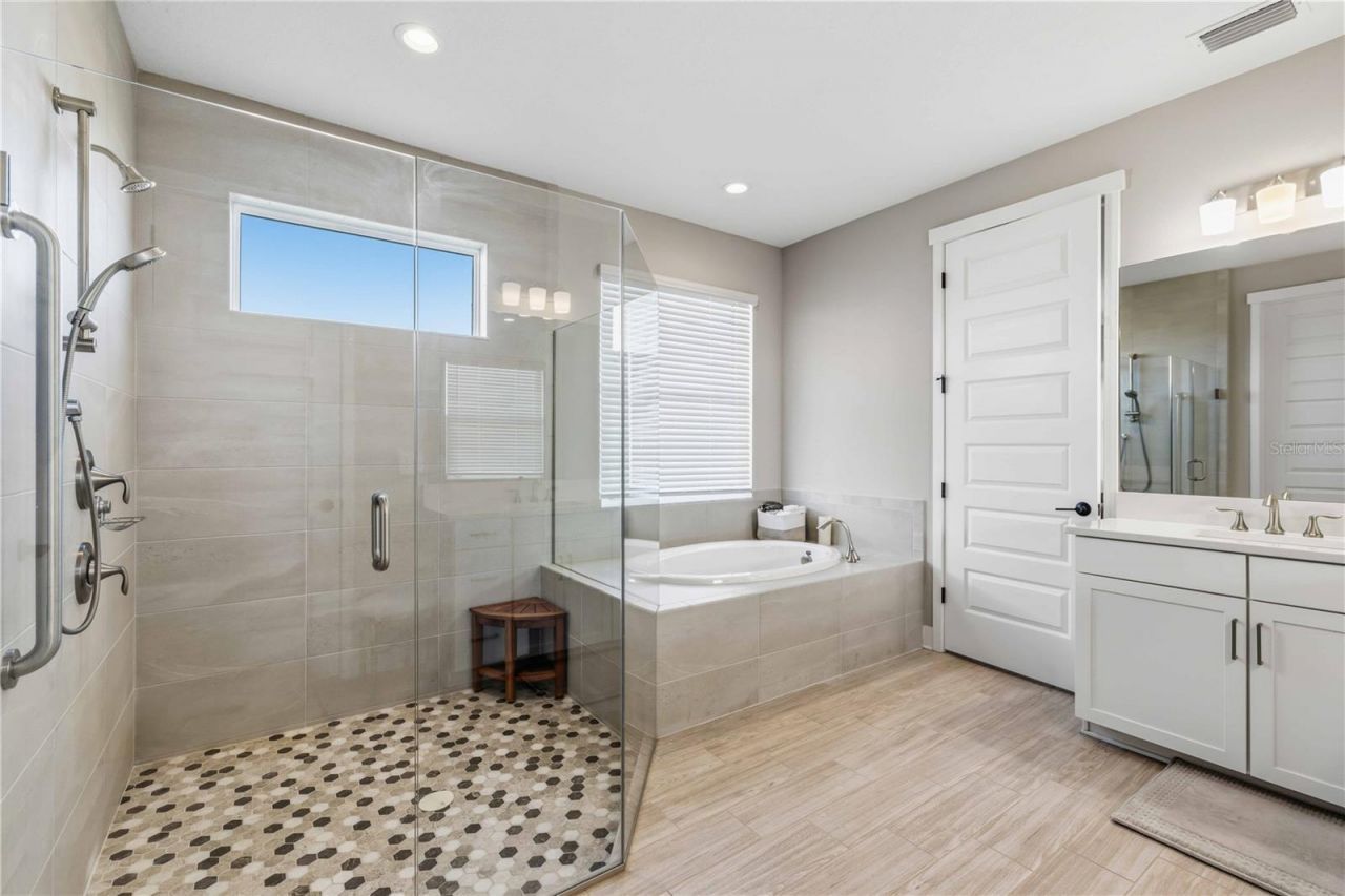 17109 Sweetwater Village Drive , Lakewood Ranch, FL 34211 Photo