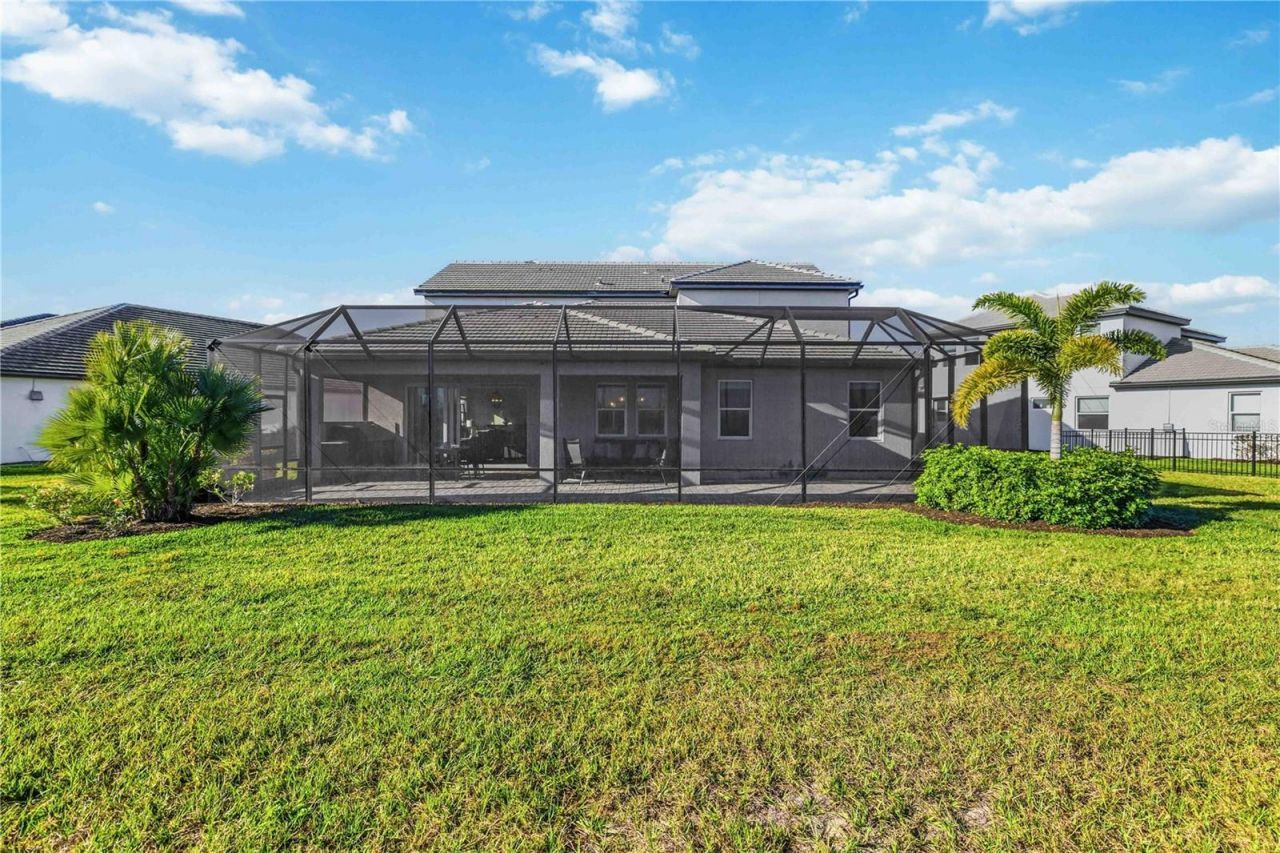 17109 Sweetwater Village Drive , Lakewood Ranch, FL 34211 Photo