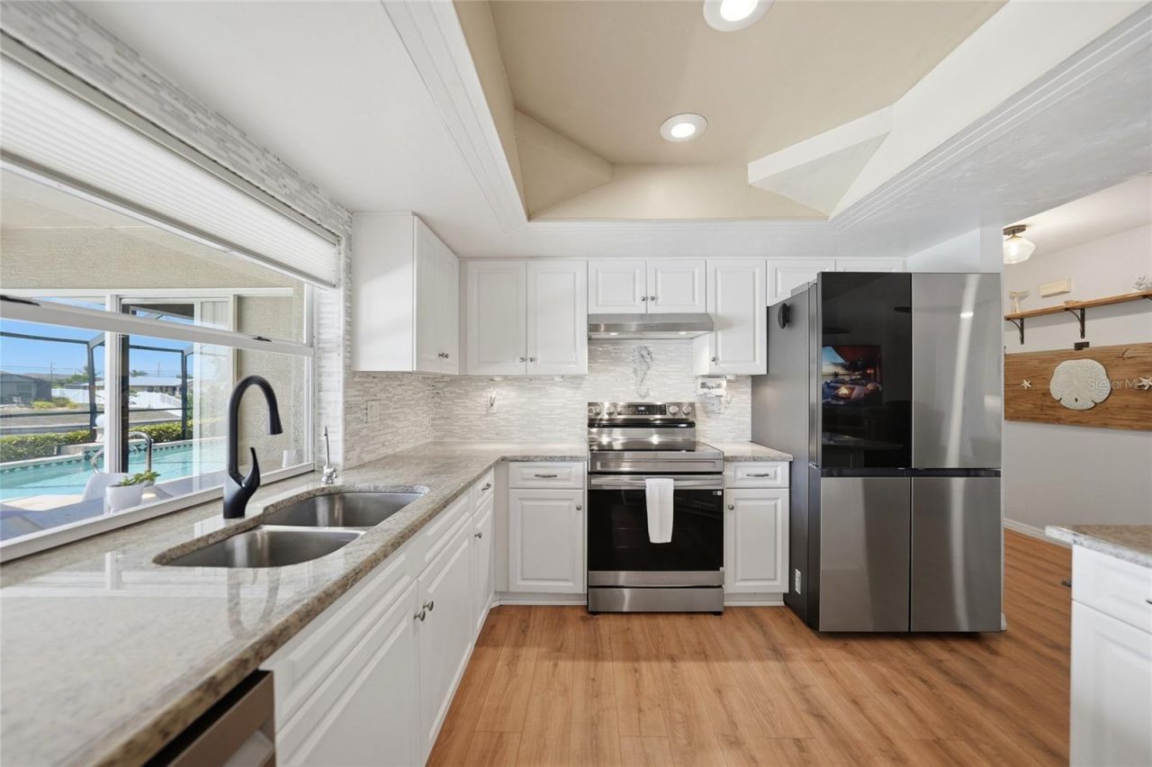515 Gleason Parkway, Cape Coral, FL 33914 Photo