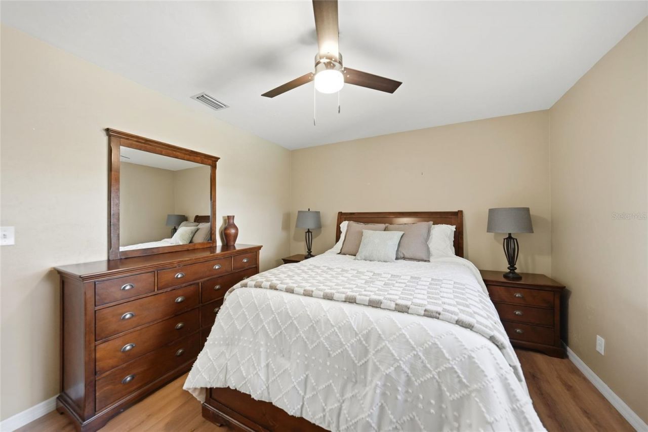 515 Gleason Parkway, Cape Coral, FL 33914 Photo