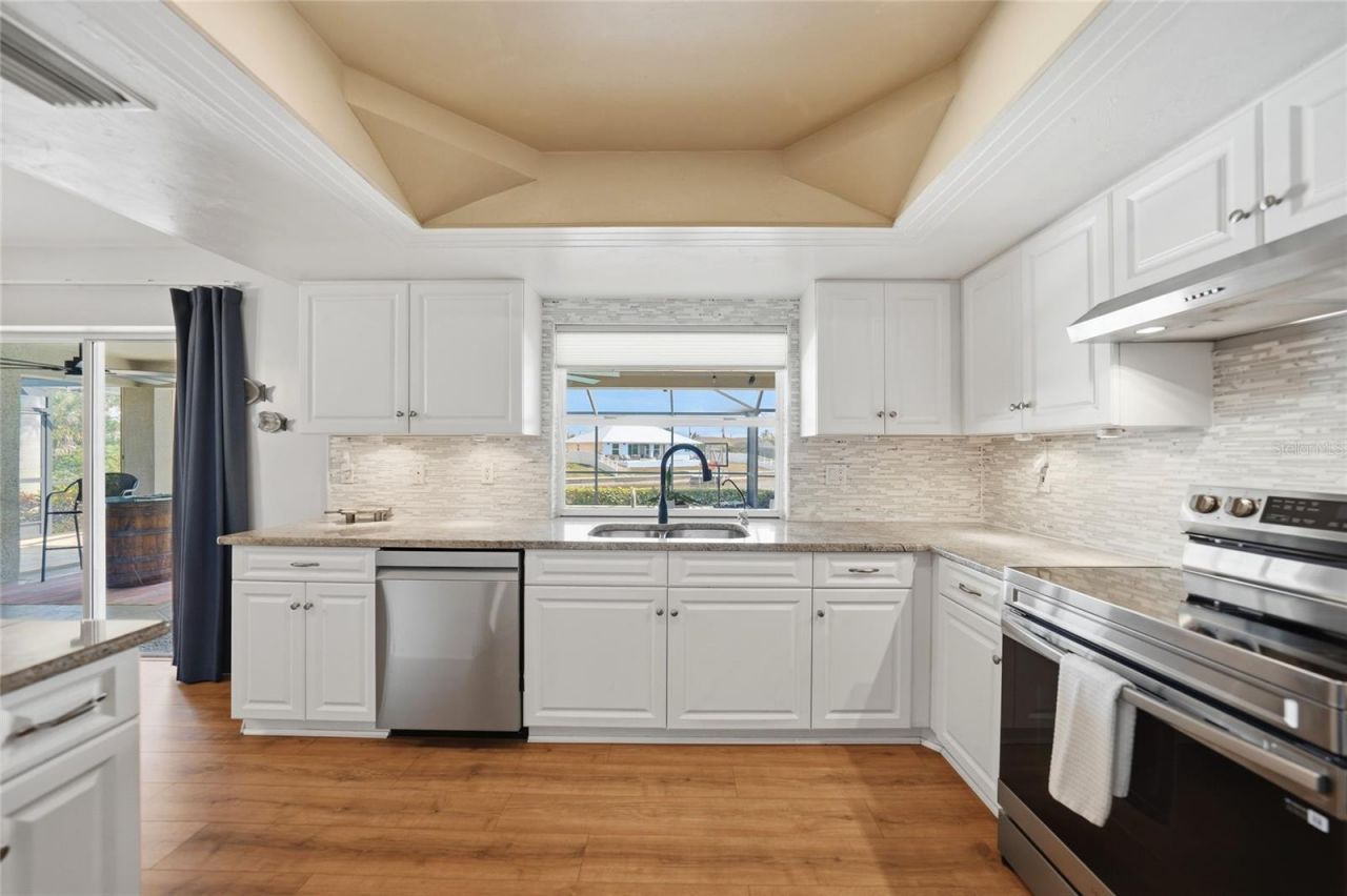 515 Gleason Parkway, Cape Coral, FL 33914 Photo