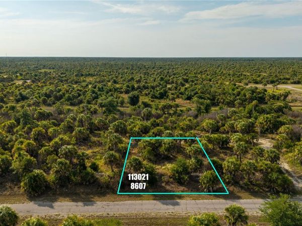 8607 FIREGLOW CIRCLE , NORTH PORT, FL 34288