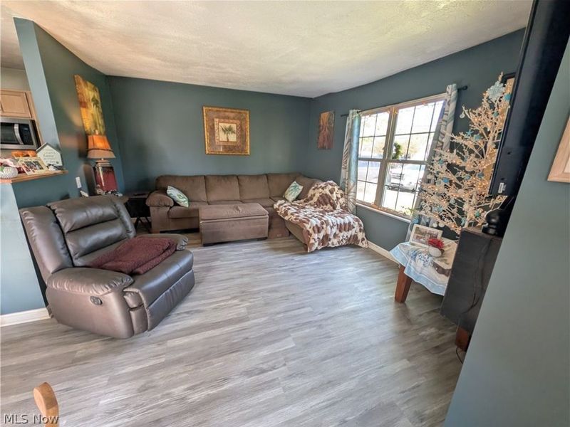 9552 Cloverleaf Road , Windham, OH 44288 Photo 2
